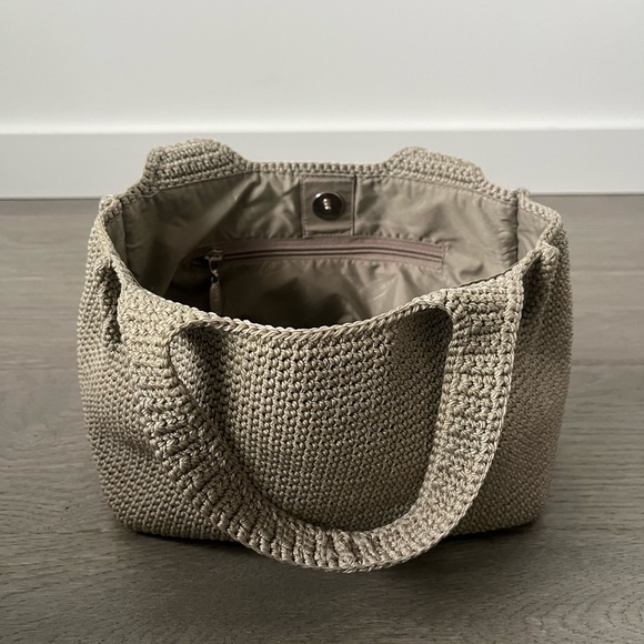 Old Navy small women’s handbag - Picture 4 of 11